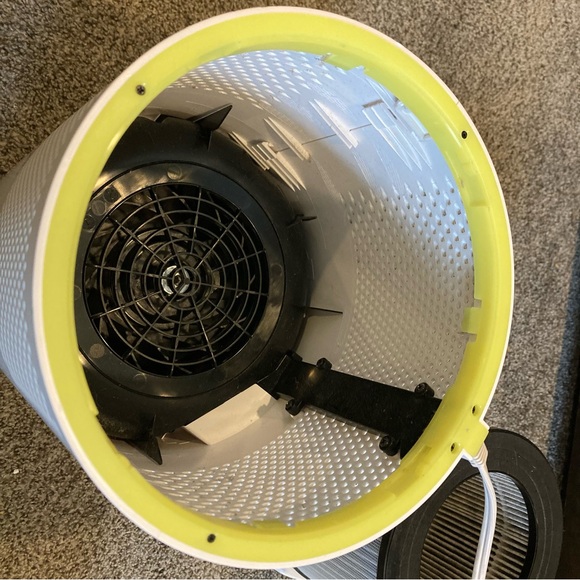 Bissell 2780A MyAir 100 sq/ft 3 Speeds 30-46 dBa Personal Air Purifier - Tested - Picture 8 of 8